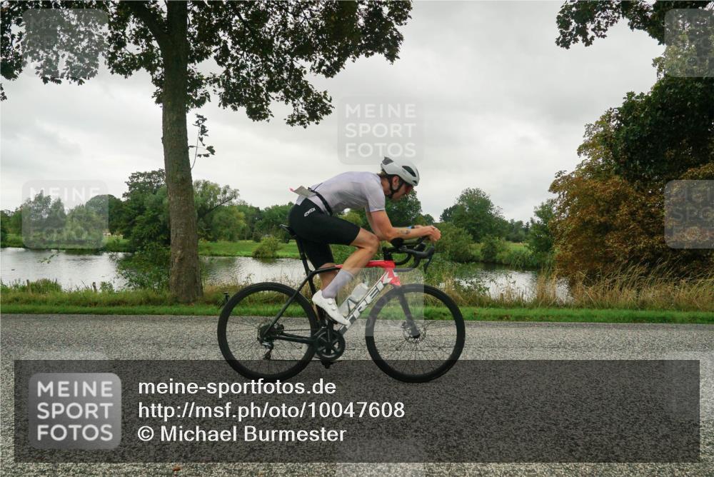 30.08.2026 - Elbe Triathlon Hamburg Michael Burmester http://msf.ph/oto/10047608 30.08.2026 09:29:55 Radfahren 273, 317, 674 meine-sportfotos.de