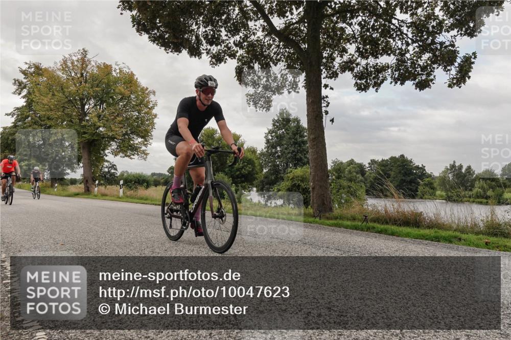 30.08.2026 - Elbe Triathlon Hamburg Michael Burmester http://msf.ph/oto/10047623 30.08.2026 09:37:52 Radfahren 320, 356, 451, 550, 711, 739, 761 meine-sportfotos.de