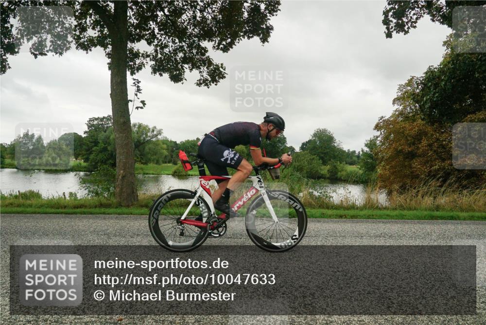 30.08.2026 - Elbe Triathlon Hamburg Michael Burmester http://msf.ph/oto/10047633 30.08.2026 09:30:04 Radfahren 292, 426, 561, 641, 752 meine-sportfotos.de