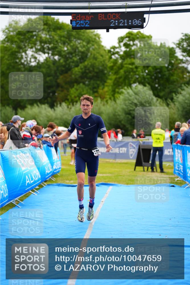 30.08.2026 - Elbe Triathlon Hamburg LAZAROV Photography http://msf.ph/oto/10047659 30.08.2026 10:31:07 Ziel 208, 252, 1895 meine-sportfotos.de