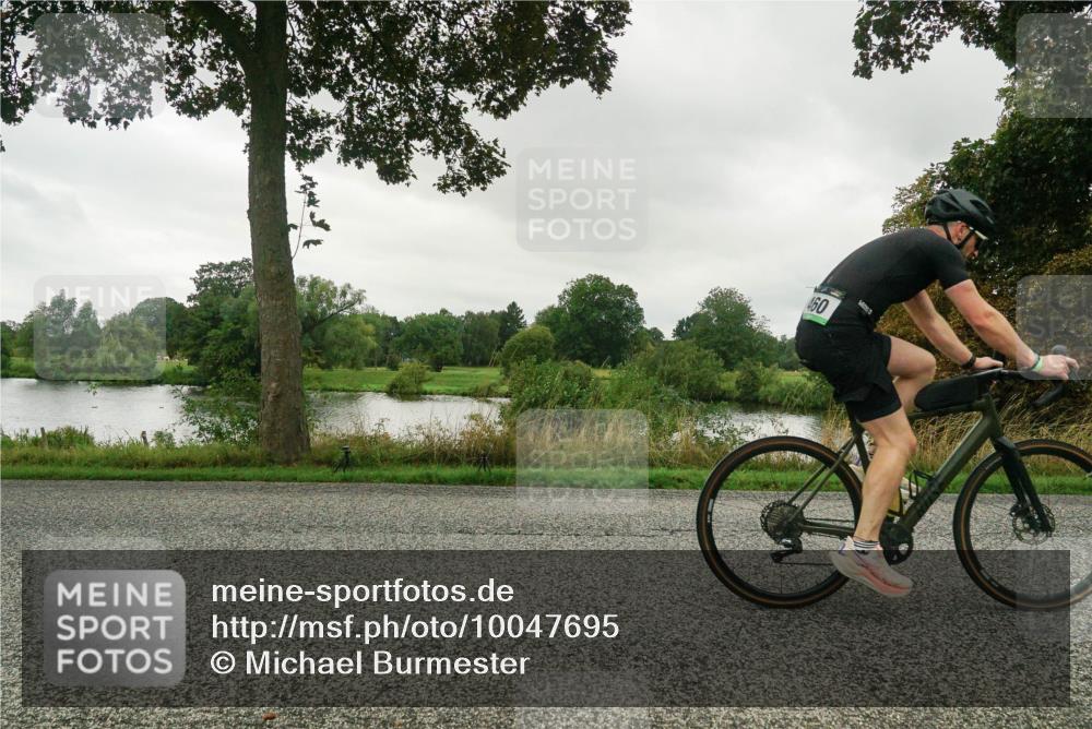 30.08.2026 - Elbe Triathlon Hamburg Michael Burmester http://msf.ph/oto/10047695 30.08.2026 09:30:18 Radfahren 321, 460, 484, 489, 640, 779 meine-sportfotos.de