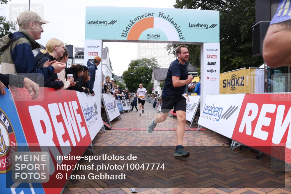 30.08.2026 - Blankeneser Heldenlauf Lena Gebhardt http://msf.ph/oto/10047774 30.08.2026 11:54:15 Ziel 2247, 2324, 2468, 2585 meine-sportfotos.de