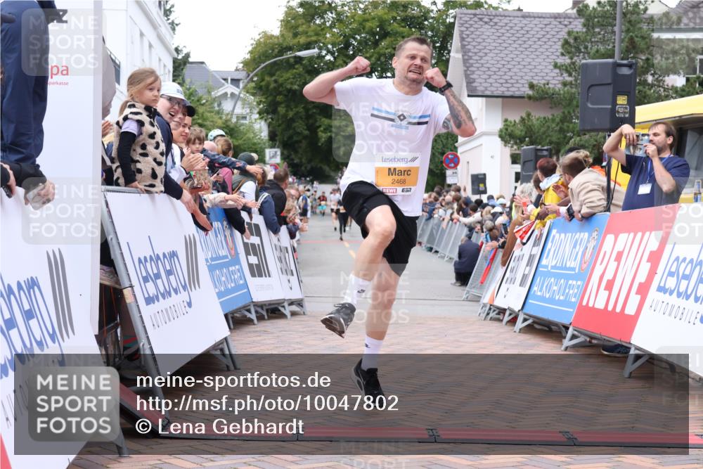 30.08.2026 - Blankeneser Heldenlauf Lena Gebhardt http://msf.ph/oto/10047802 30.08.2026 11:54:17 Ziel 2247, 2324, 2468, 2585 meine-sportfotos.de