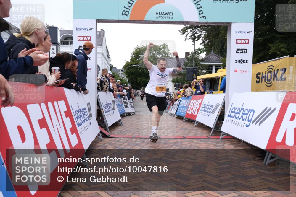 30.08.2026 - Blankeneser Heldenlauf Lena Gebhardt http://msf.ph/oto/10047816 30.08.2026 11:54:17 Ziel 2247, 2324, 2468, 2585 meine-sportfotos.de