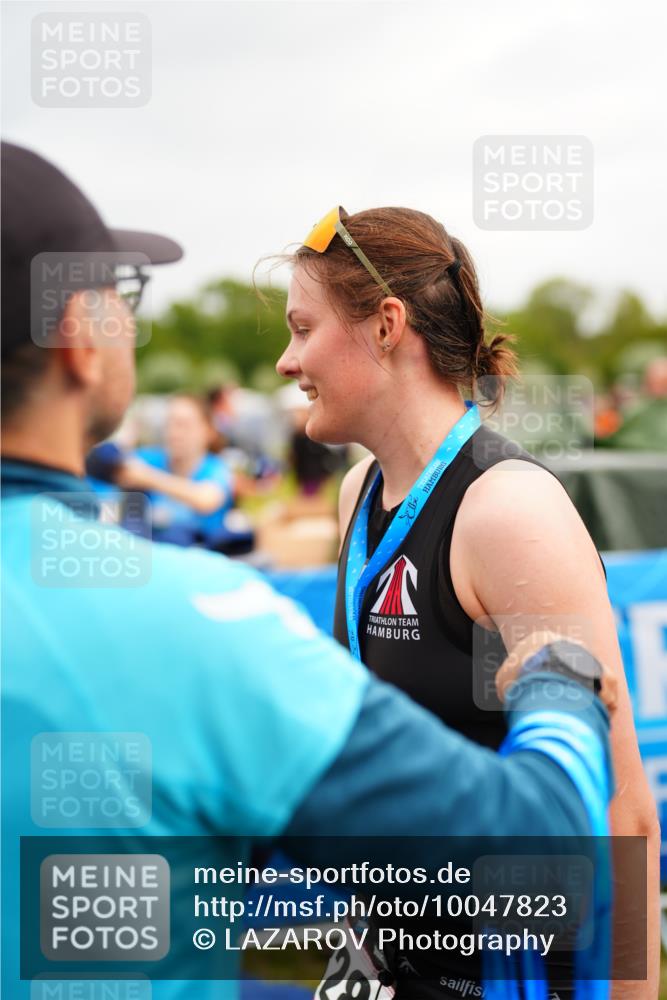 30.08.2026 - Elbe Triathlon Hamburg LAZAROV Photography http://msf.ph/oto/10047823 30.08.2026 10:31:37 Ziel  meine-sportfotos.de