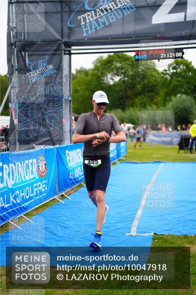 30.08.2026 - Elbe Triathlon Hamburg LAZAROV Photography http://msf.ph/oto/10047918 30.08.2026 10:32:00 Ziel 445 meine-sportfotos.de
