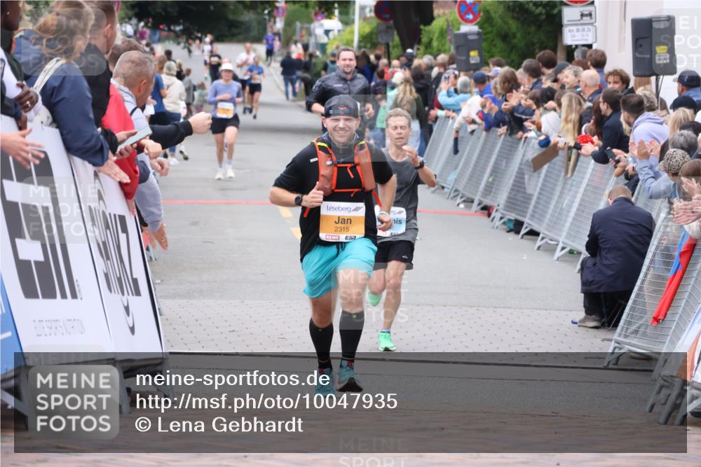 30.08.2026 - Blankeneser Heldenlauf Lena Gebhardt http://msf.ph/oto/10047935 30.08.2026 11:54:37 Ziel  meine-sportfotos.de