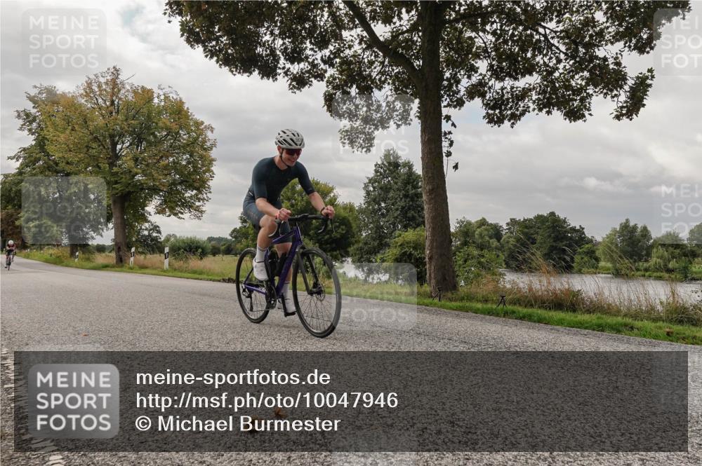 30.08.2026 - Elbe Triathlon Hamburg Michael Burmester http://msf.ph/oto/10047946 30.08.2026 09:39:54 Radfahren 271, 338, 557, 604, 737 meine-sportfotos.de