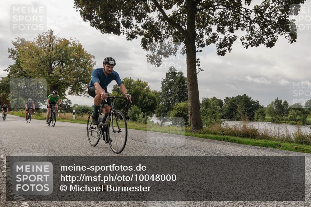 30.08.2026 - Elbe Triathlon Hamburg Michael Burmester http://msf.ph/oto/10048000 30.08.2026 09:40:14 Radfahren 295, 413, 576, 612, 628 meine-sportfotos.de