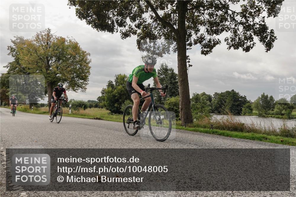 30.08.2026 - Elbe Triathlon Hamburg Michael Burmester http://msf.ph/oto/10048005 30.08.2026 09:40:15 Radfahren 295, 413, 576, 612, 628 meine-sportfotos.de