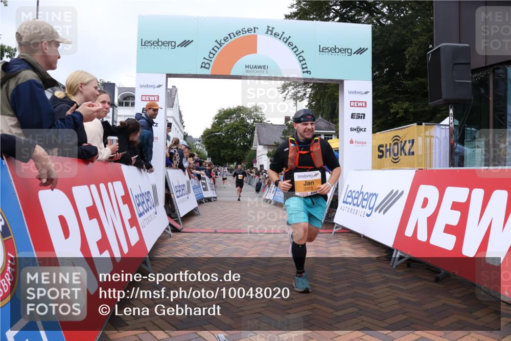 30.08.2026 - Blankeneser Heldenlauf Lena Gebhardt http://msf.ph/oto/10048020 30.08.2026 11:54:43 Ziel 2315, 4030 meine-sportfotos.de