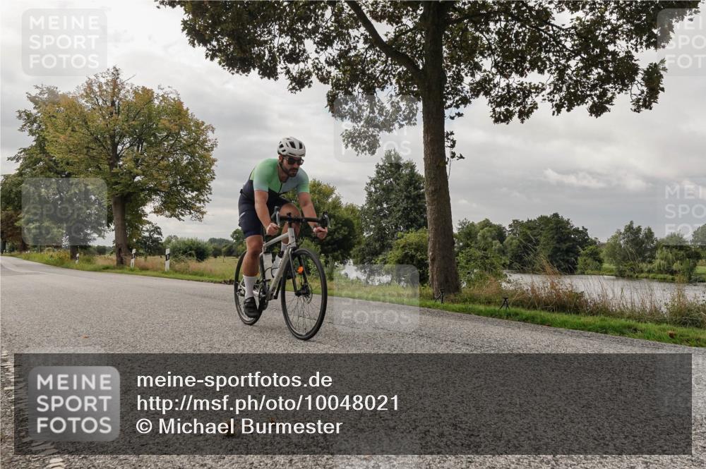 30.08.2026 - Elbe Triathlon Hamburg Michael Burmester http://msf.ph/oto/10048021 30.08.2026 09:40:22 Radfahren 612 meine-sportfotos.de