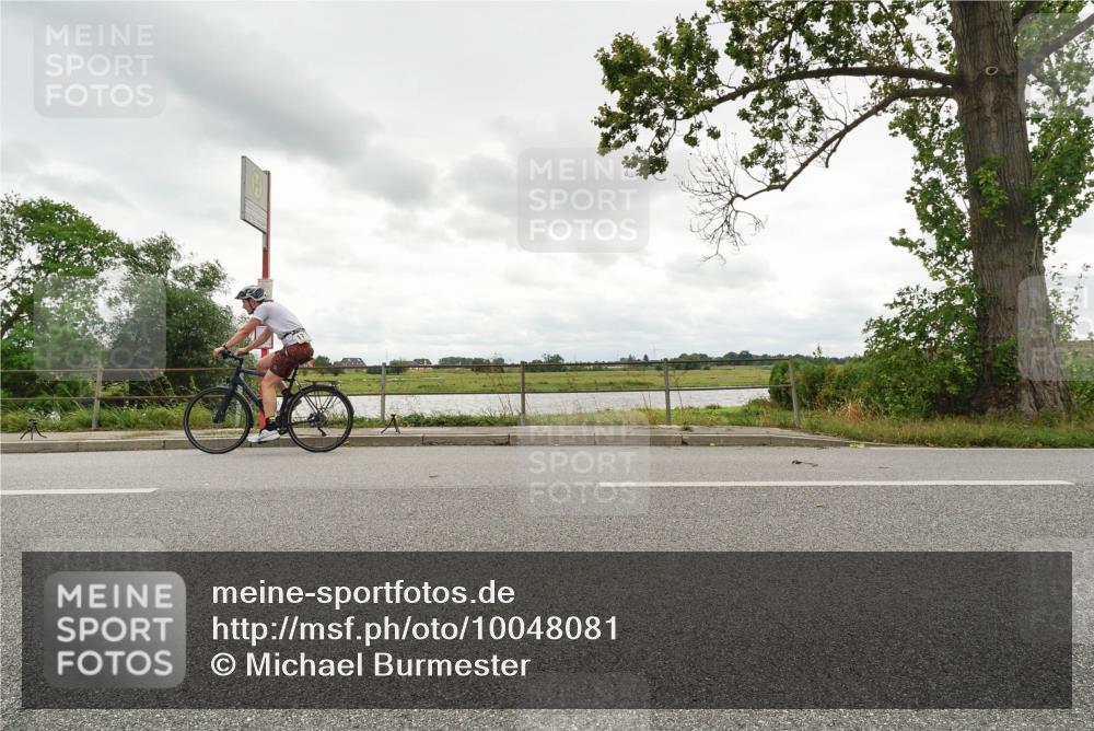 30.08.2026 - Elbe Triathlon Hamburg Michael Burmester http://msf.ph/oto/10048081 30.08.2026 15:05:12 Radfahren  meine-sportfotos.de