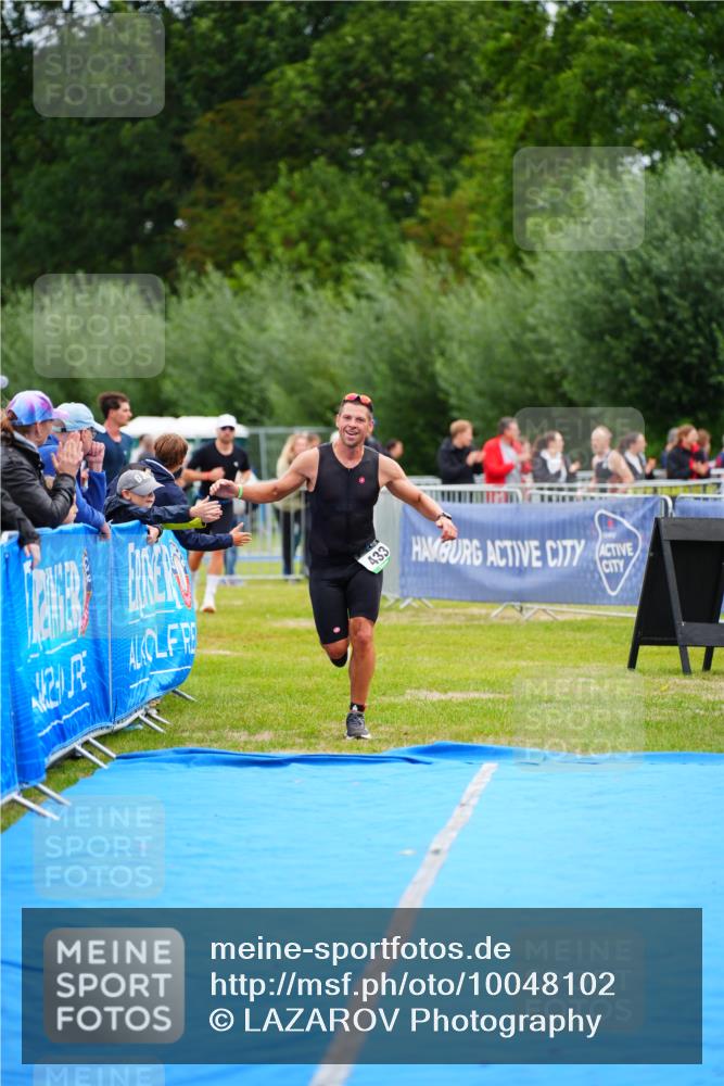 30.08.2026 - Elbe Triathlon Hamburg LAZAROV Photography http://msf.ph/oto/10048102 30.08.2026 10:32:49 Ziel 433 meine-sportfotos.de