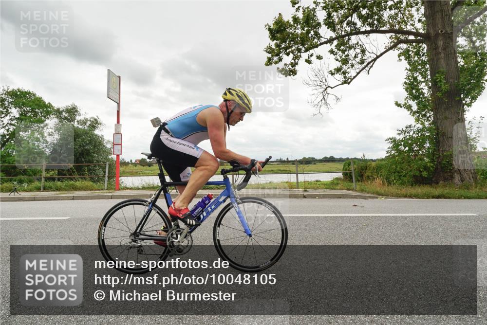 30.08.2026 - Elbe Triathlon Hamburg Michael Burmester http://msf.ph/oto/10048105 30.08.2026 15:05:38 Radfahren  meine-sportfotos.de