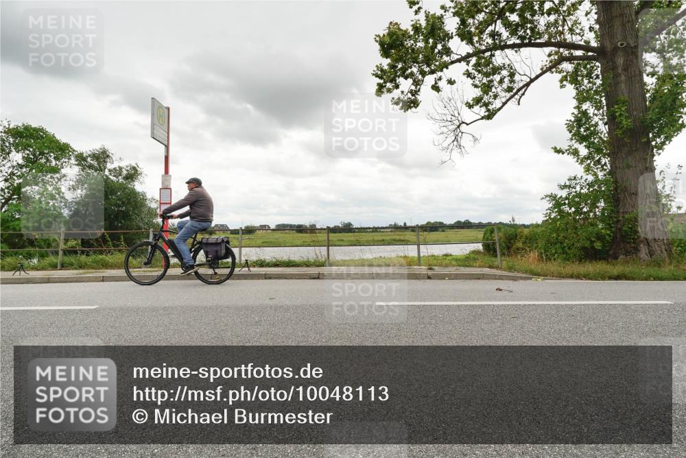 30.08.2026 - Elbe Triathlon Hamburg Michael Burmester http://msf.ph/oto/10048113 30.08.2026 15:06:01 Radfahren  meine-sportfotos.de