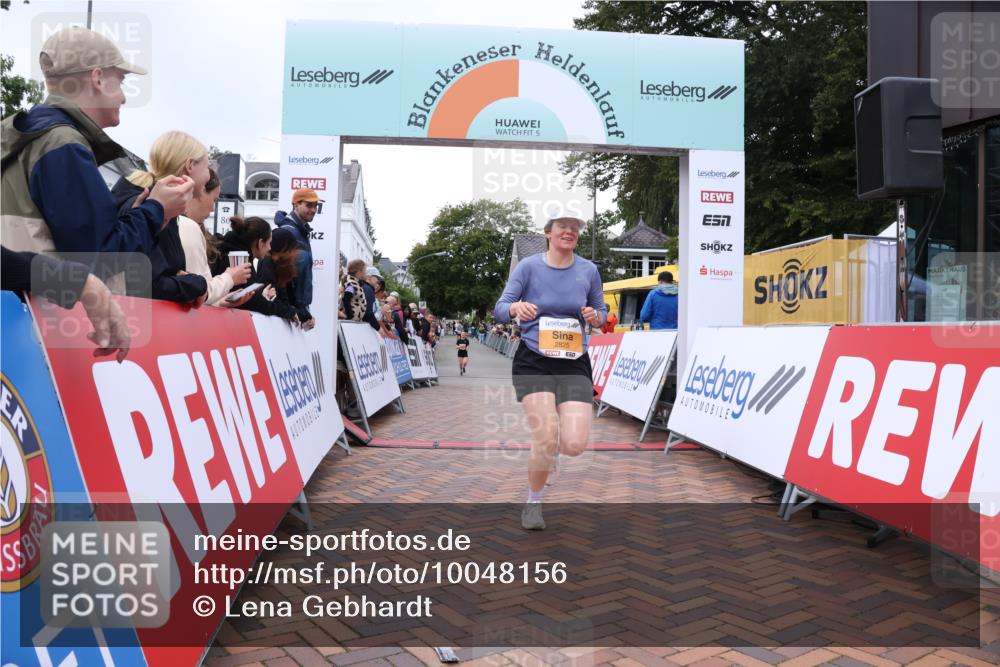 30.08.2026 - Blankeneser Heldenlauf Lena Gebhardt http://msf.ph/oto/10048156 30.08.2026 11:54:53 Ziel 2701, 2825 meine-sportfotos.de