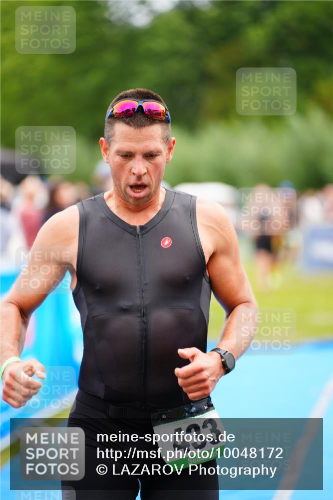 30.08.2026 - Elbe Triathlon Hamburg LAZAROV Photography http://msf.ph/oto/10048172 30.08.2026 10:32:53 Ziel 298, 433 meine-sportfotos.de