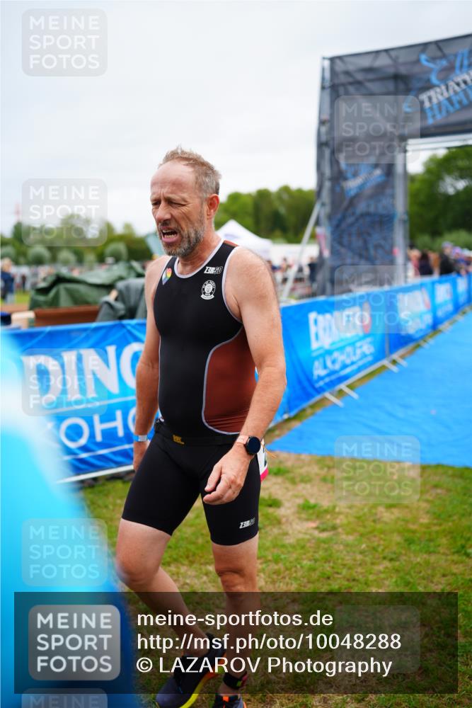 30.08.2026 - Elbe Triathlon Hamburg LAZAROV Photography http://msf.ph/oto/10048288 30.08.2026 10:33:03 Ziel  meine-sportfotos.de