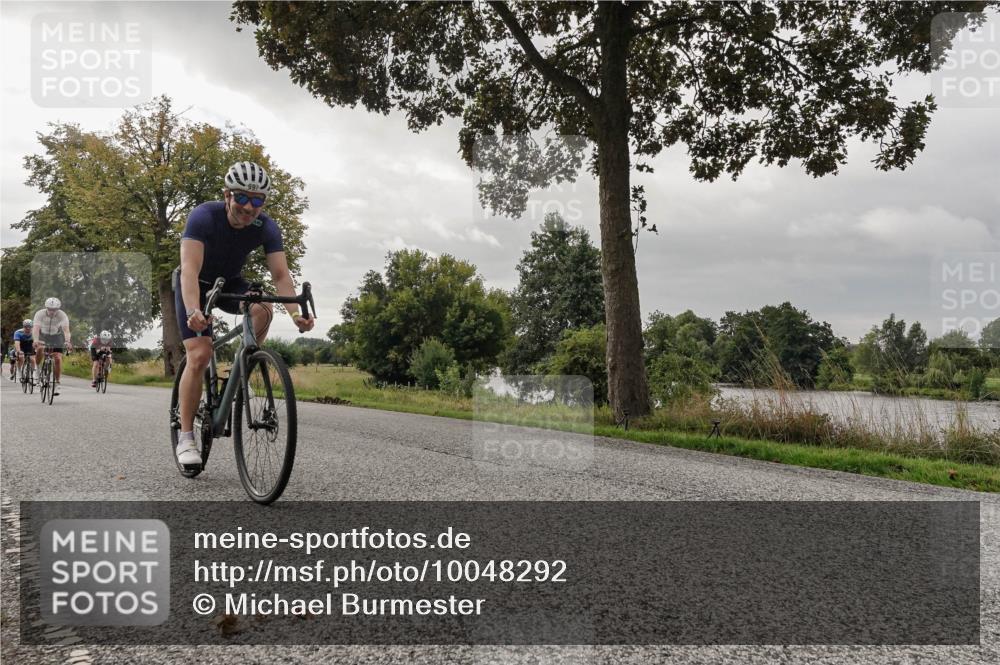 30.08.2026 - Elbe Triathlon Hamburg Michael Burmester http://msf.ph/oto/10048292 30.08.2026 09:42:21 Radfahren 357, 417, 503, 506, 607, 631, 665, 689, 697, 698 meine-sportfotos.de