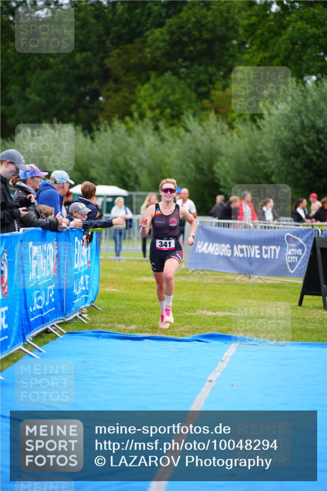 30.08.2026 - Elbe Triathlon Hamburg LAZAROV Photography http://msf.ph/oto/10048294 30.08.2026 10:33:14 Ziel 341 meine-sportfotos.de