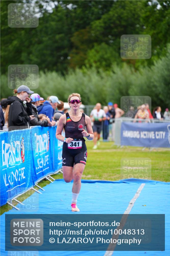 30.08.2026 - Elbe Triathlon Hamburg LAZAROV Photography http://msf.ph/oto/10048313 30.08.2026 10:33:15 Ziel 313, 341 meine-sportfotos.de