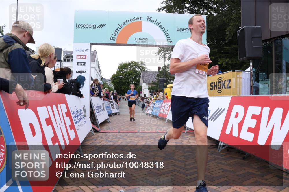 30.08.2026 - Blankeneser Heldenlauf Lena Gebhardt http://msf.ph/oto/10048318 30.08.2026 11:55:09 Ziel 2279, 2447, 2686 meine-sportfotos.de