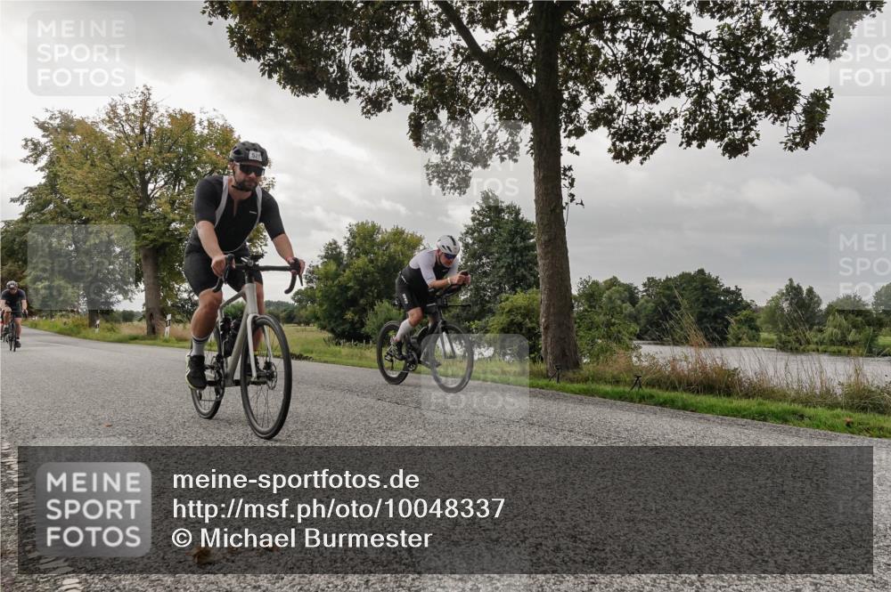 30.08.2026 - Elbe Triathlon Hamburg Michael Burmester http://msf.ph/oto/10048337 30.08.2026 09:42:32 Radfahren 261, 324, 571, 579, 741 meine-sportfotos.de