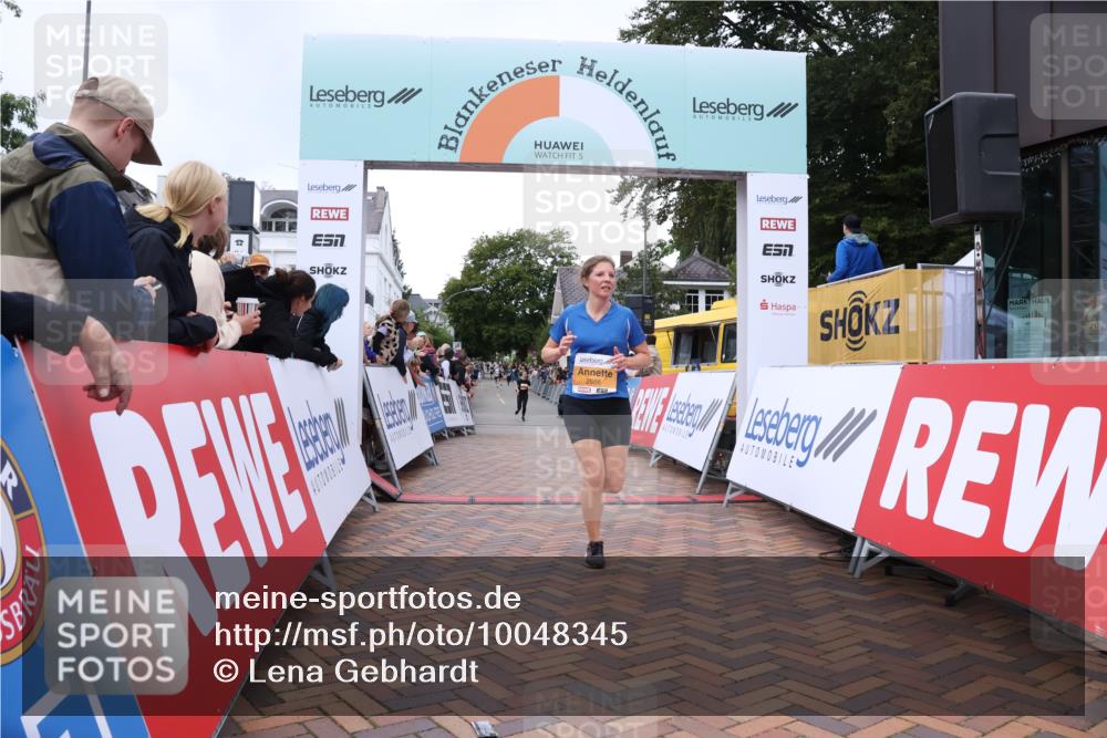 30.08.2026 - Blankeneser Heldenlauf Lena Gebhardt http://msf.ph/oto/10048345 30.08.2026 11:55:11 Ziel 2447, 2686 meine-sportfotos.de