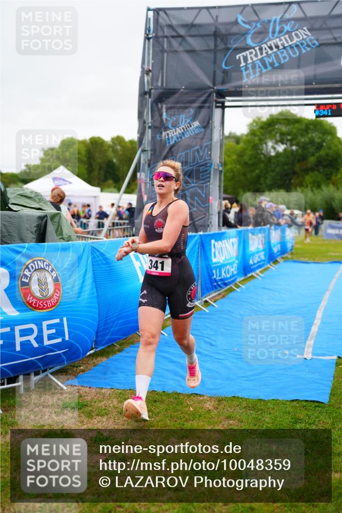 30.08.2026 - Elbe Triathlon Hamburg LAZAROV Photography http://msf.ph/oto/10048359 30.08.2026 10:33:18 Ziel 313, 341 meine-sportfotos.de