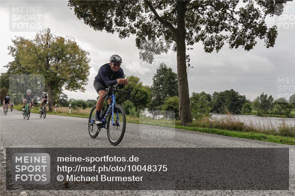 30.08.2026 - Elbe Triathlon Hamburg Michael Burmester http://msf.ph/oto/10048375 30.08.2026 09:42:53 Radfahren 275, 331, 383, 527, 734, 976 meine-sportfotos.de