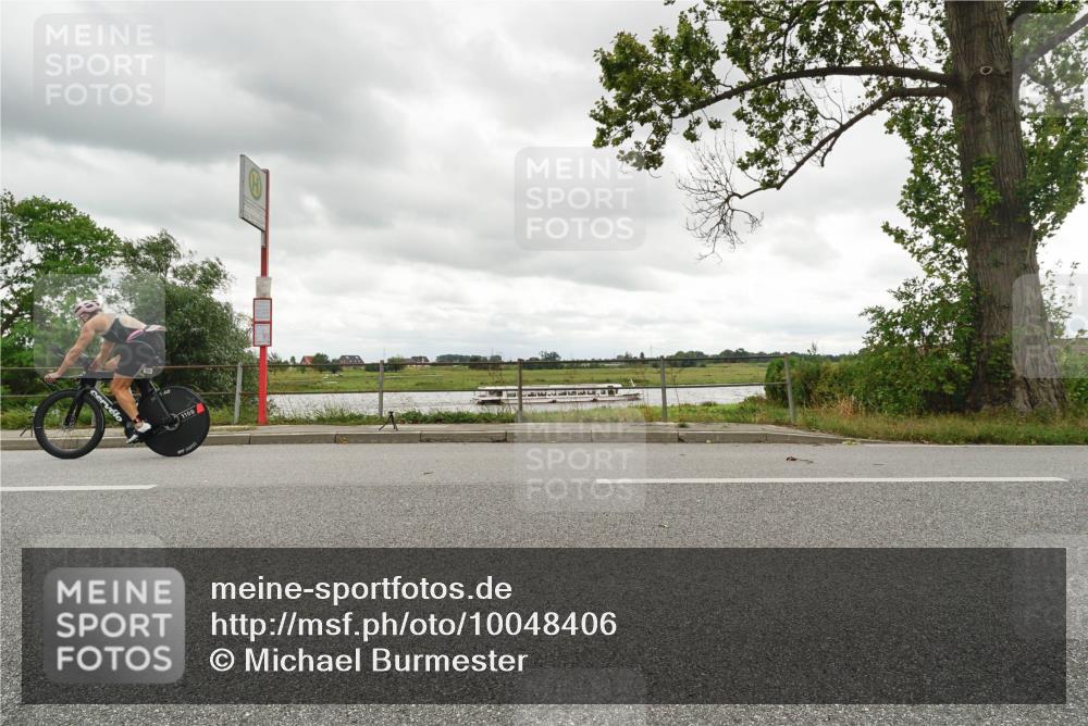 30.08.2026 - Elbe Triathlon Hamburg Michael Burmester http://msf.ph/oto/10048406 30.08.2026 15:15:13 Radfahren  meine-sportfotos.de