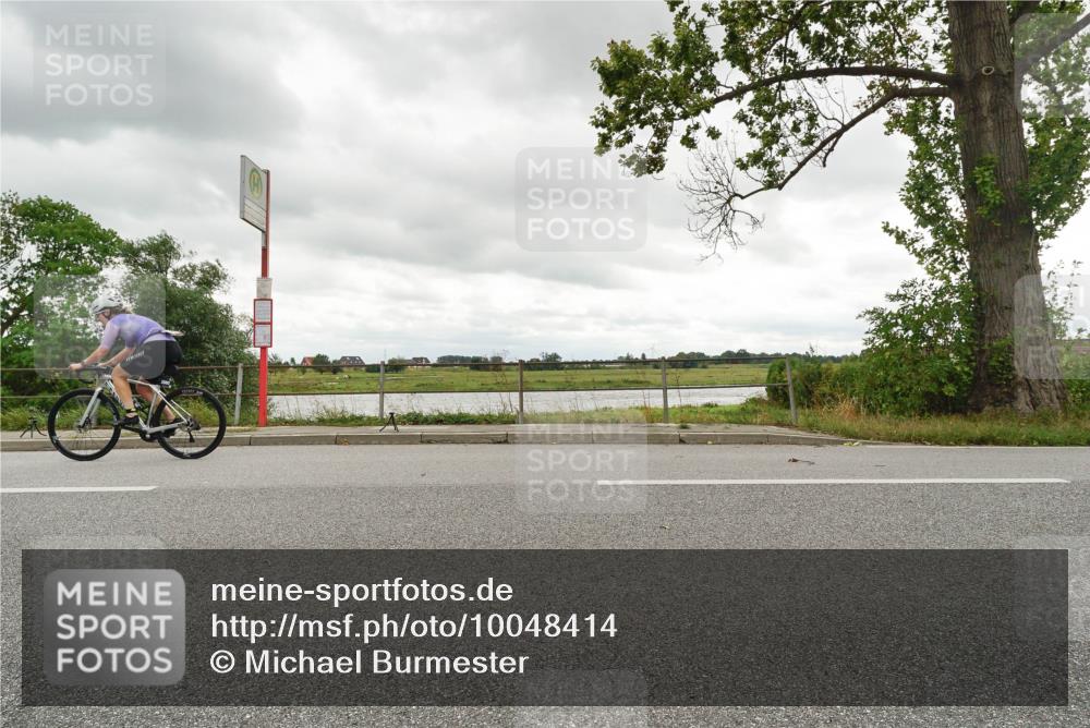 30.08.2026 - Elbe Triathlon Hamburg Michael Burmester http://msf.ph/oto/10048414 30.08.2026 15:15:43 Radfahren  meine-sportfotos.de