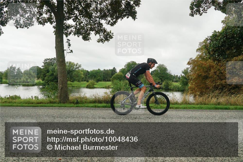 30.08.2026 - Elbe Triathlon Hamburg Michael Burmester http://msf.ph/oto/10048436 30.08.2026 09:33:25 Radfahren 266, 279, 336, 520, 570, 715, 718 meine-sportfotos.de
