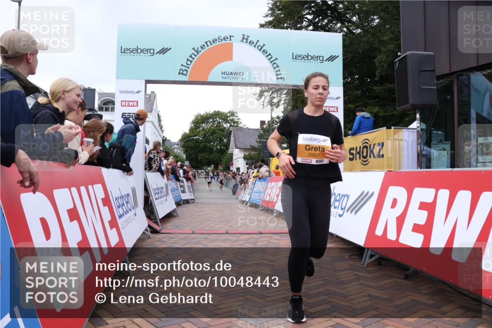 30.08.2026 - Blankeneser Heldenlauf Lena Gebhardt http://msf.ph/oto/10048443 30.08.2026 11:55:18 Ziel 2686, 2887 meine-sportfotos.de