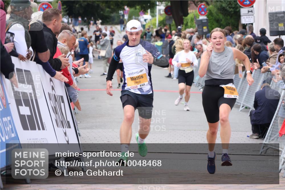 30.08.2026 - Blankeneser Heldenlauf Lena Gebhardt http://msf.ph/oto/10048468 30.08.2026 11:55:22 Ziel 2649, 2864, 2887 meine-sportfotos.de