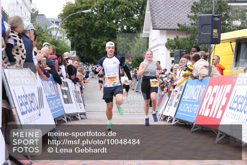30.08.2026 - Blankeneser Heldenlauf Lena Gebhardt http://msf.ph/oto/10048484 30.08.2026 11:55:24 Ziel 2649, 2864, 2887 meine-sportfotos.de