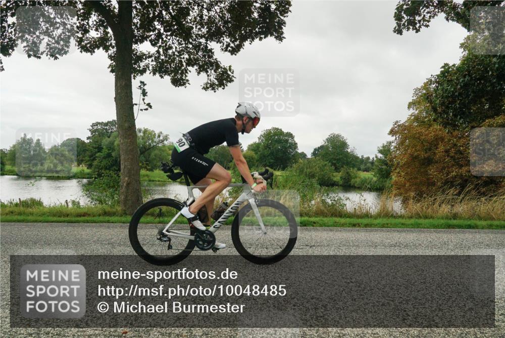 30.08.2026 - Elbe Triathlon Hamburg Michael Burmester http://msf.ph/oto/10048485 30.08.2026 09:33:34 Radfahren 279, 490, 498, 502, 687, 691, 718, 735 meine-sportfotos.de