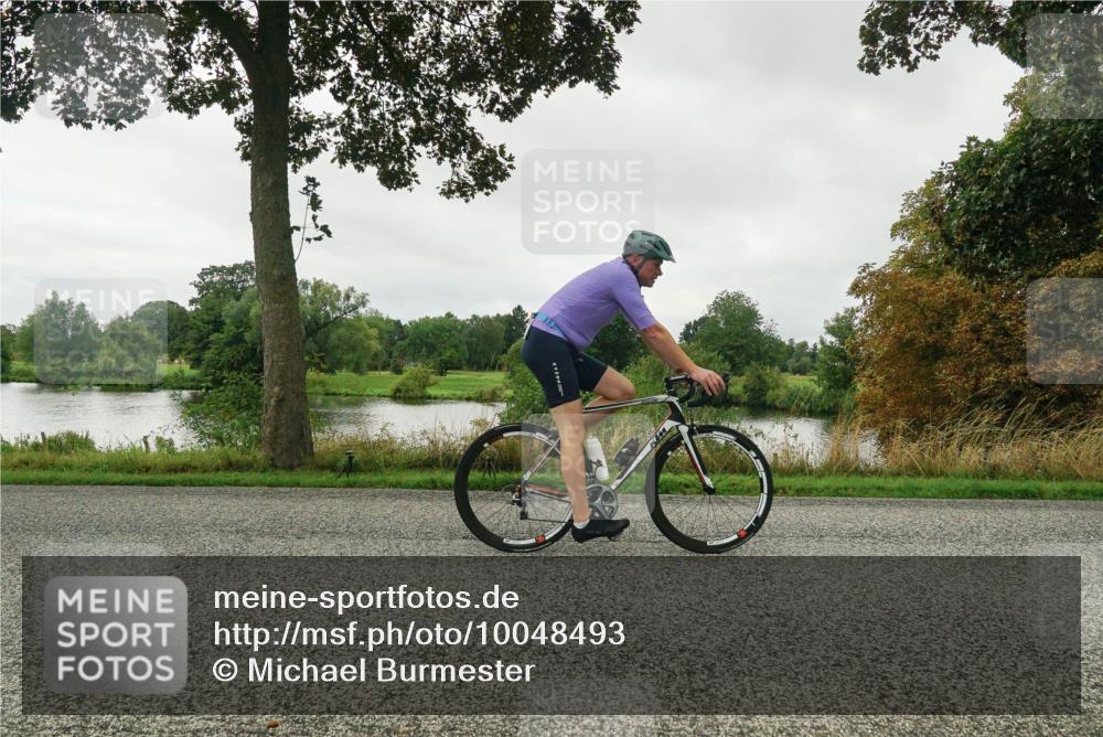 30.08.2026 - Elbe Triathlon Hamburg Michael Burmester http://msf.ph/oto/10048493 30.08.2026 09:33:35 Radfahren 279, 490, 498, 502, 687, 691, 718, 735 meine-sportfotos.de