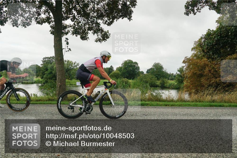 30.08.2026 - Elbe Triathlon Hamburg Michael Burmester http://msf.ph/oto/10048503 30.08.2026 09:33:35 Radfahren 279, 490, 498, 502, 687, 691, 718, 735 meine-sportfotos.de
