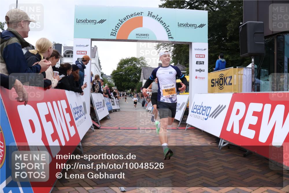 30.08.2026 - Blankeneser Heldenlauf Lena Gebhardt http://msf.ph/oto/10048526 30.08.2026 11:55:25 Ziel 2649, 2864, 2887 meine-sportfotos.de