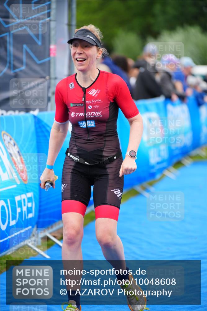 30.08.2026 - Elbe Triathlon Hamburg LAZAROV Photography http://msf.ph/oto/10048608 30.08.2026 10:33:55 Ziel 348 meine-sportfotos.de