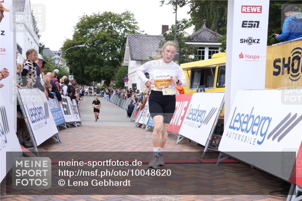30.08.2026 - Blankeneser Heldenlauf Lena Gebhardt http://msf.ph/oto/10048620 30.08.2026 11:55:31 Ziel 2401, 2649, 2864 meine-sportfotos.de
