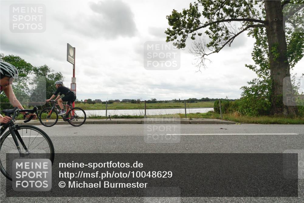 30.08.2026 - Elbe Triathlon Hamburg Michael Burmester http://msf.ph/oto/10048629 30.08.2026 15:21:41 Radfahren  meine-sportfotos.de