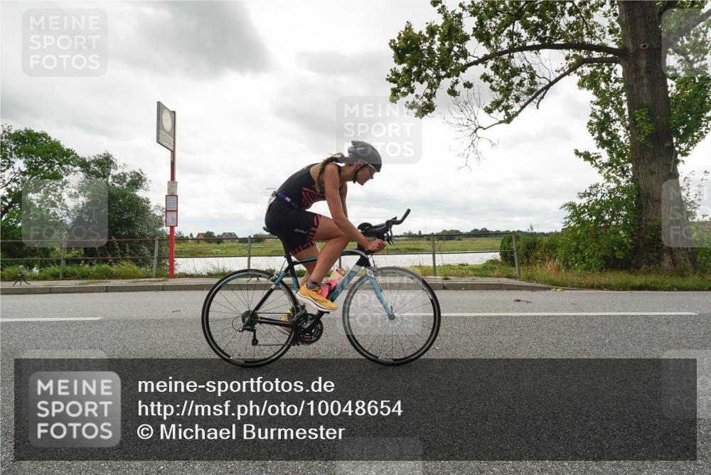 30.08.2026 - Elbe Triathlon Hamburg Michael Burmester http://msf.ph/oto/10048654 30.08.2026 15:22:01 Radfahren  meine-sportfotos.de