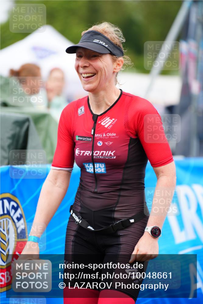 30.08.2026 - Elbe Triathlon Hamburg LAZAROV Photography http://msf.ph/oto/10048661 30.08.2026 10:33:58 Ziel  meine-sportfotos.de