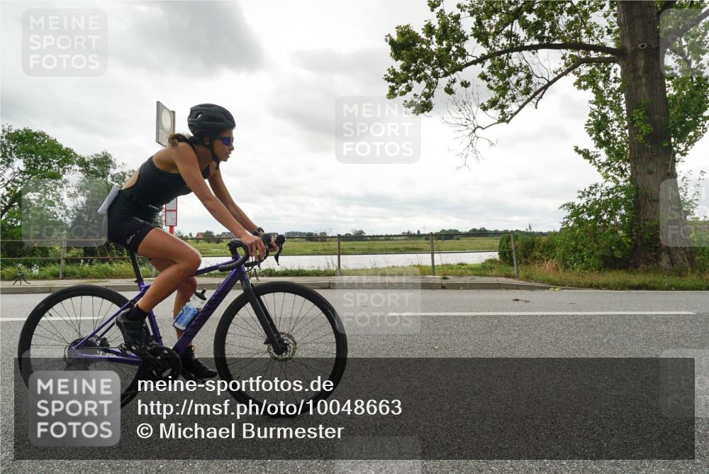30.08.2026 - Elbe Triathlon Hamburg Michael Burmester http://msf.ph/oto/10048663 30.08.2026 15:22:02 Radfahren  meine-sportfotos.de