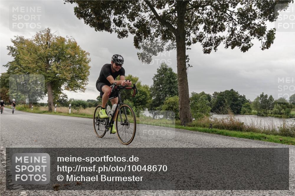 30.08.2026 - Elbe Triathlon Hamburg Michael Burmester http://msf.ph/oto/10048670 30.08.2026 09:45:01 Radfahren 274, 452, 495, 664, 769 meine-sportfotos.de
