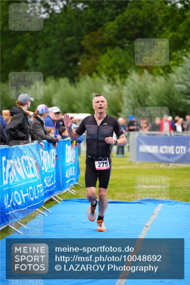 30.08.2026 - Elbe Triathlon Hamburg LAZAROV Photography http://msf.ph/oto/10048692 30.08.2026 10:34:06 Ziel 275 meine-sportfotos.de
