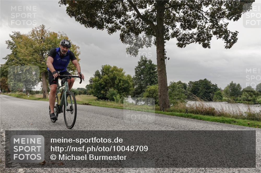 30.08.2026 - Elbe Triathlon Hamburg Michael Burmester http://msf.ph/oto/10048709 30.08.2026 09:45:19 Radfahren 459, 489, 764 meine-sportfotos.de